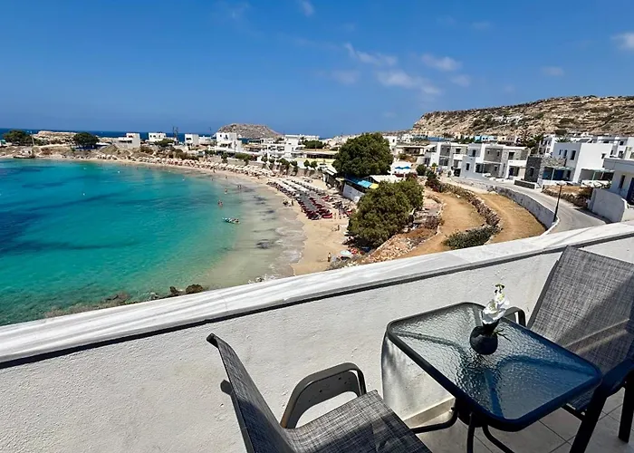 Dina'S Beach House